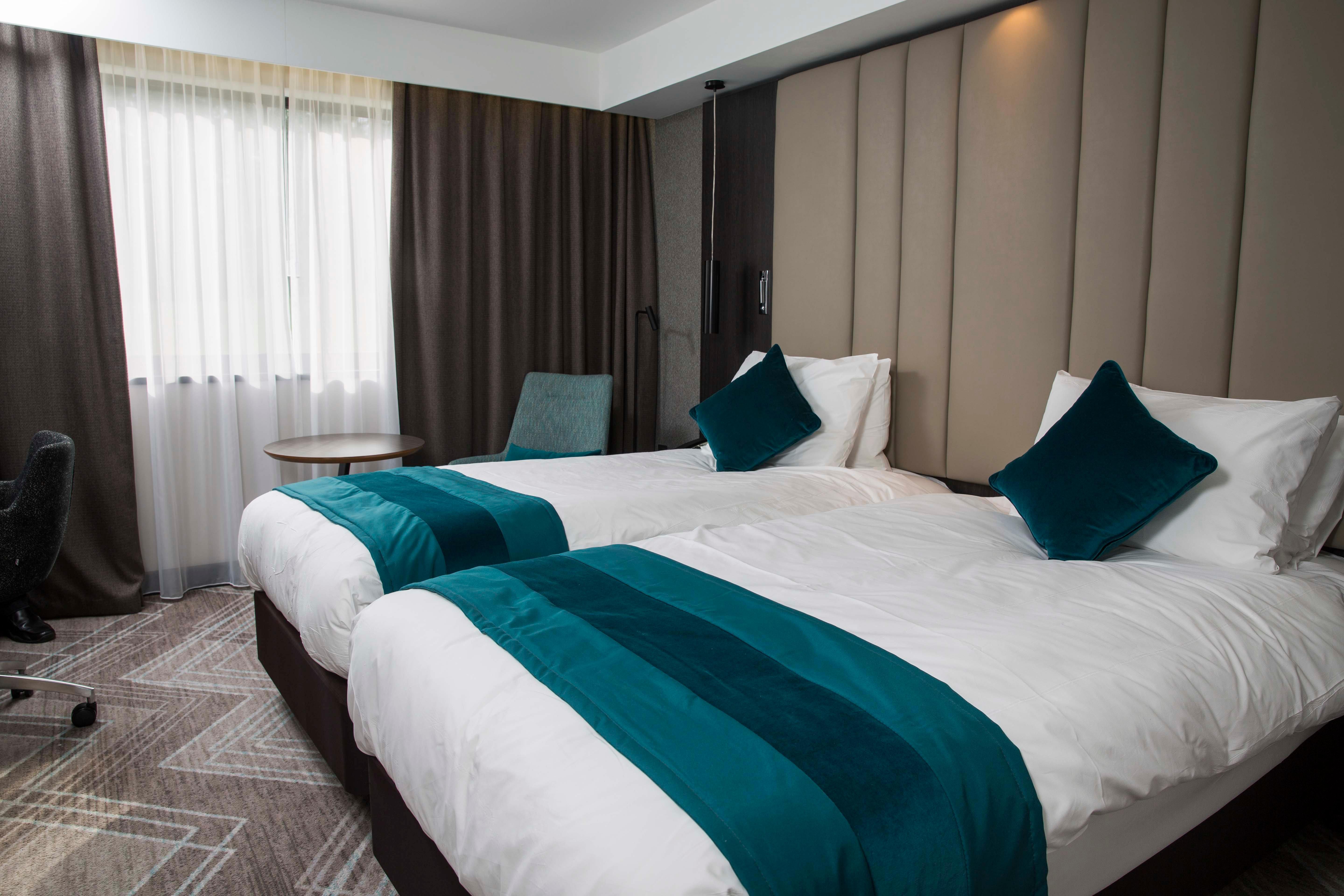 Crowne Plaza Basingstoke By Ihg Hotel Buitenkant foto