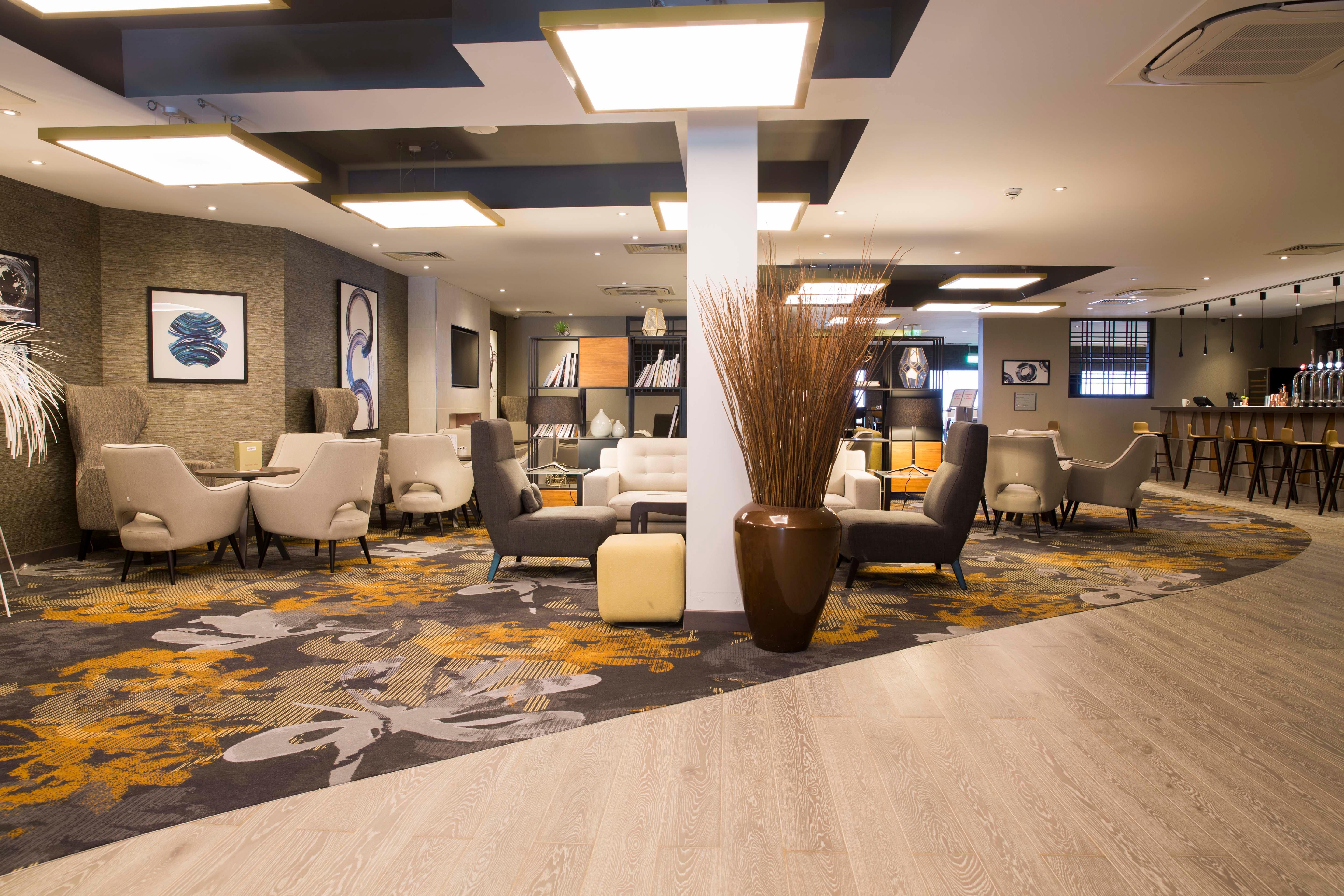 Crowne Plaza Basingstoke By Ihg Hotel Buitenkant foto