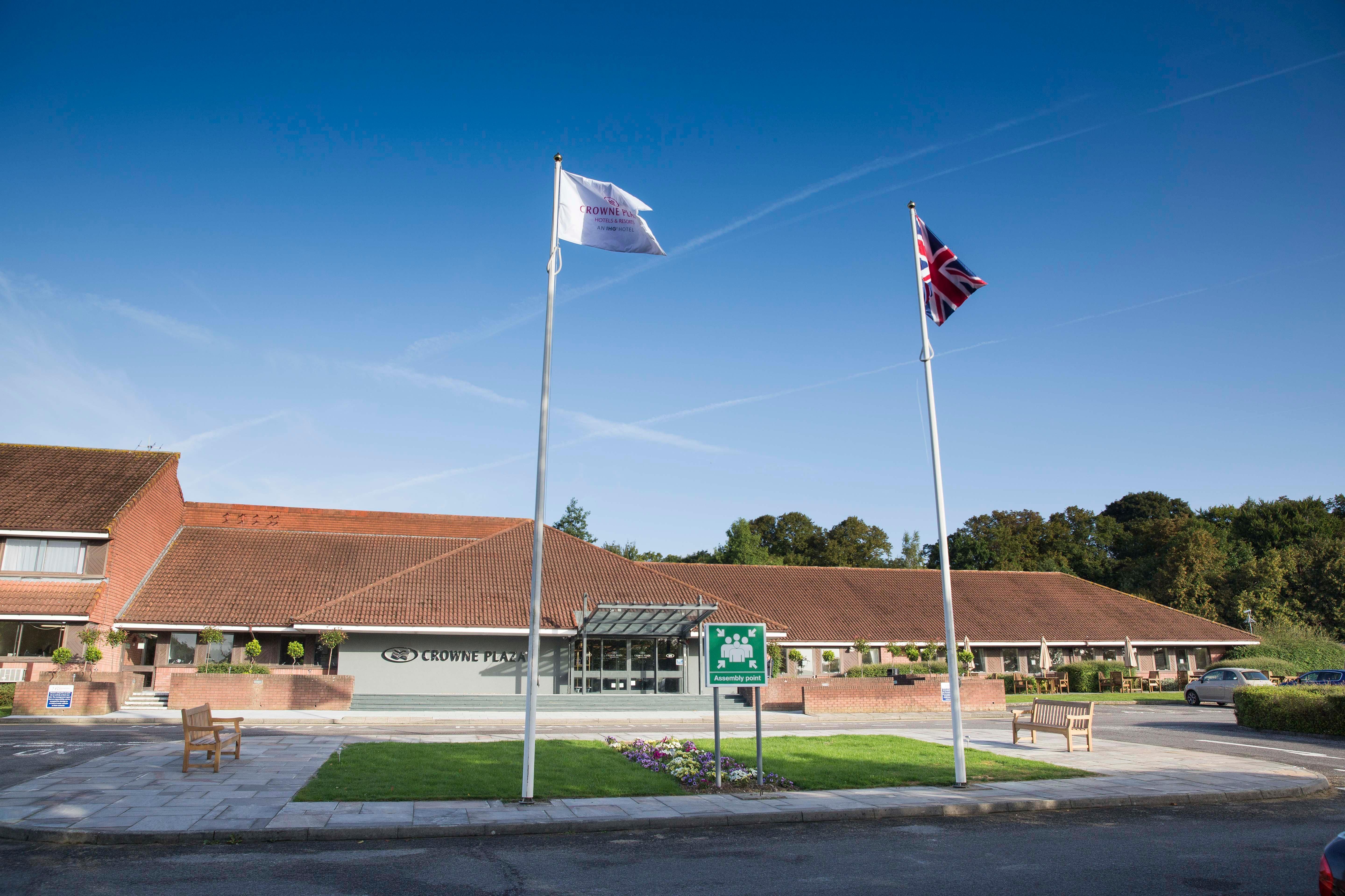 Crowne Plaza Basingstoke By Ihg Hotel Buitenkant foto