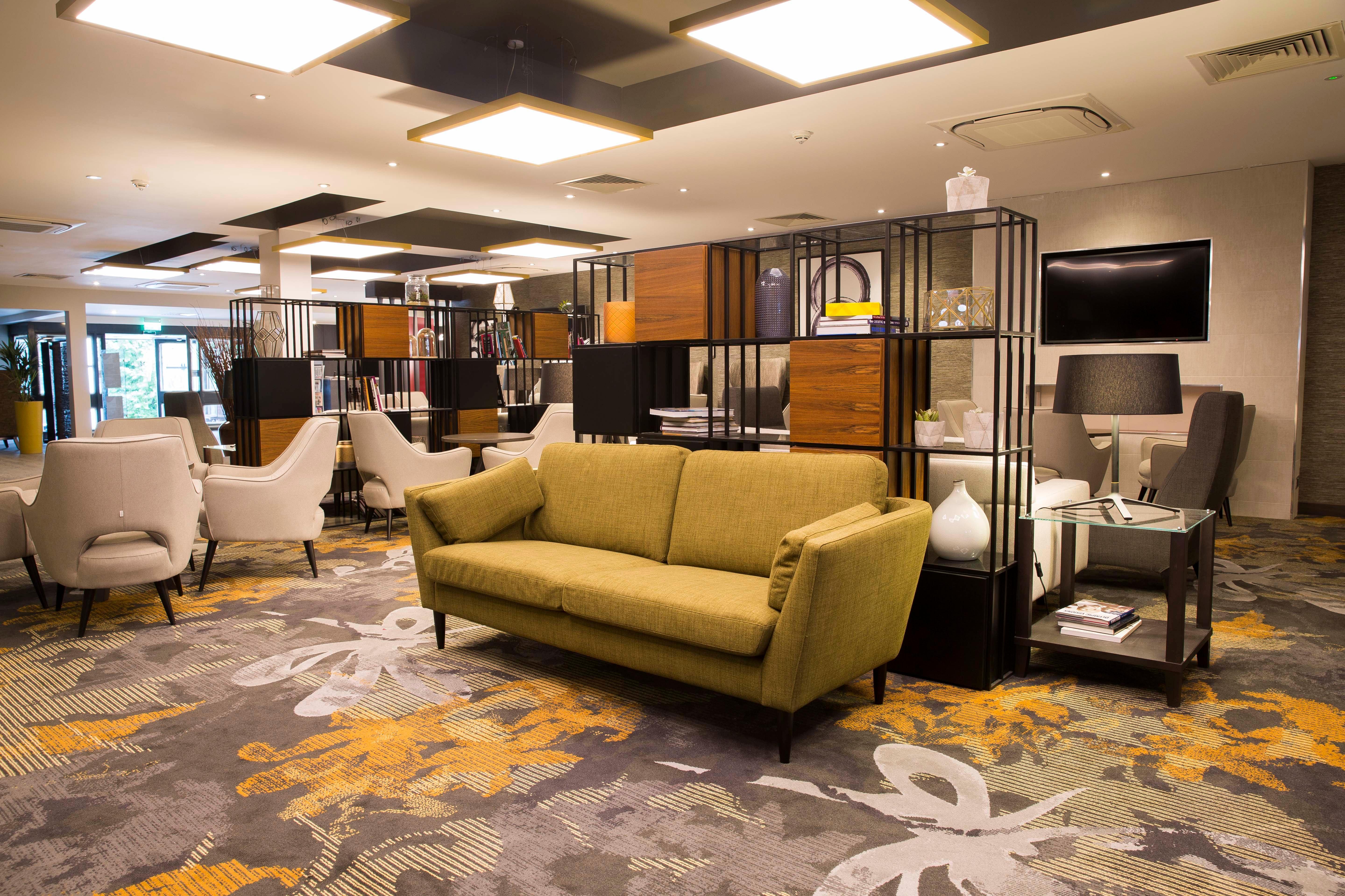 Crowne Plaza Basingstoke By Ihg Hotel Buitenkant foto