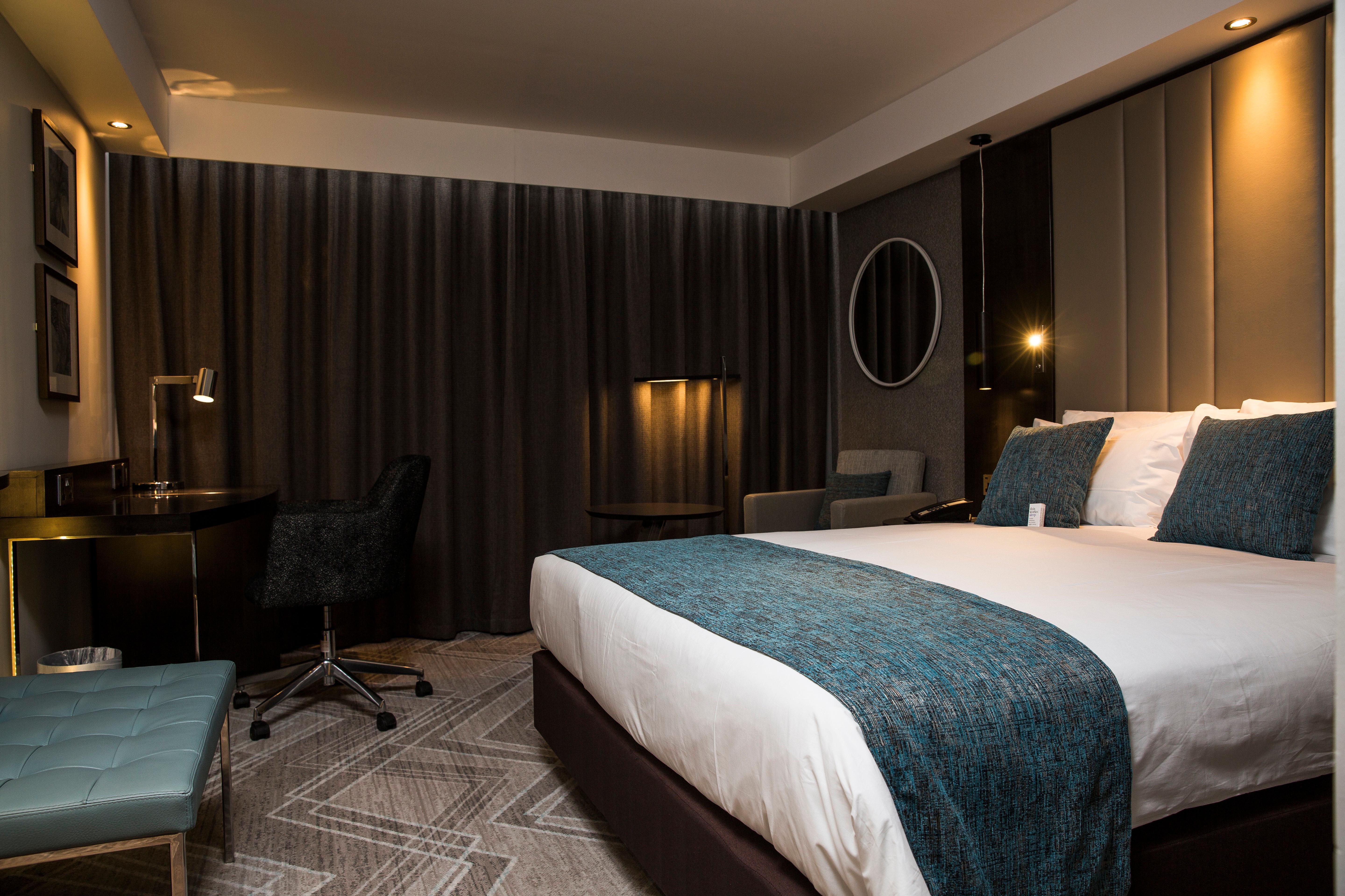 Crowne Plaza Basingstoke By Ihg Hotel Buitenkant foto